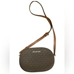 MK CROSSBODY LIKE NEW 