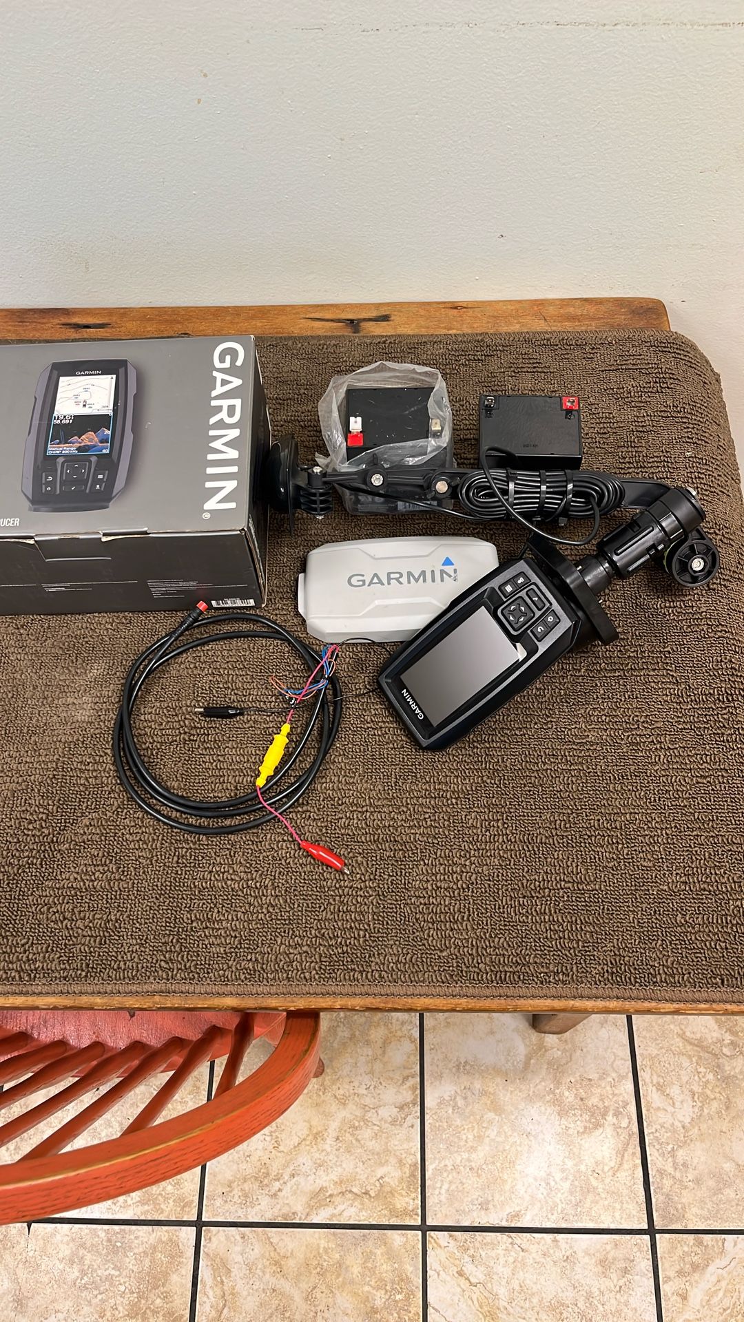 Fishfinder Garmin Striker 4CV + transducer