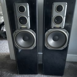 Yamaha Speakers 