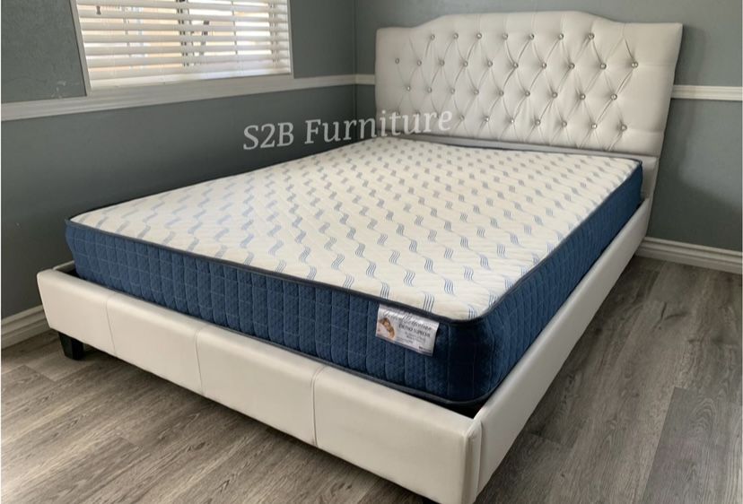 Queen White Crystal Button Bed With Ortho Matres!