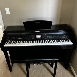 Yamaha piano 