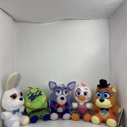 Five Nights at Freddys Security Breach Plush Set of 5 Glamrock Freddy Chica FNAF