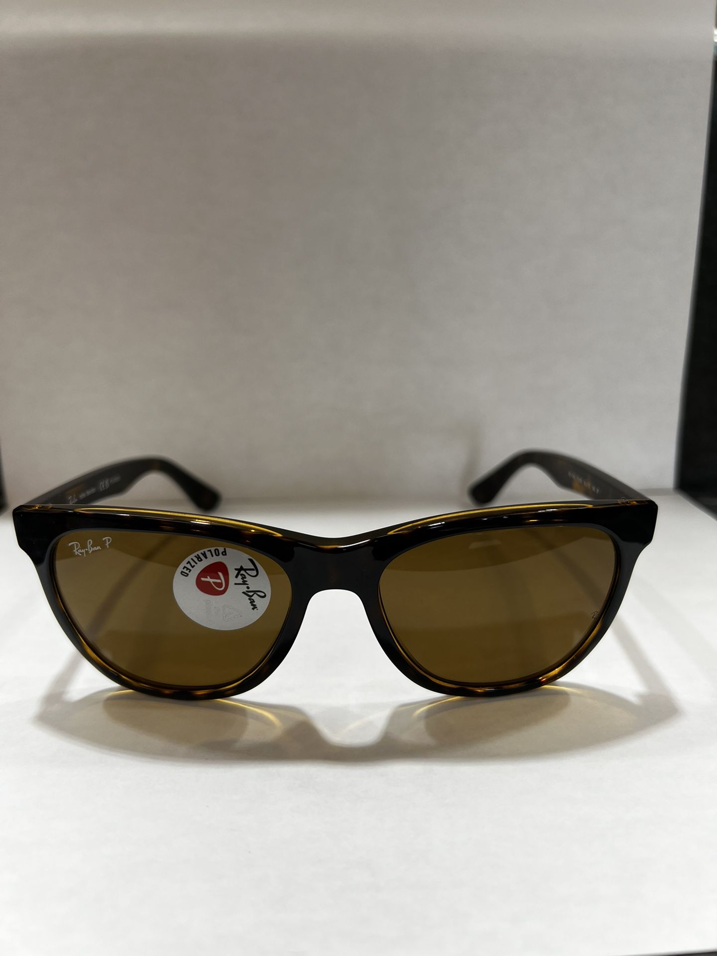 Ray-Ban Sunglasses Light Havana Brown RB4184 710/83 54-17-145 NWT