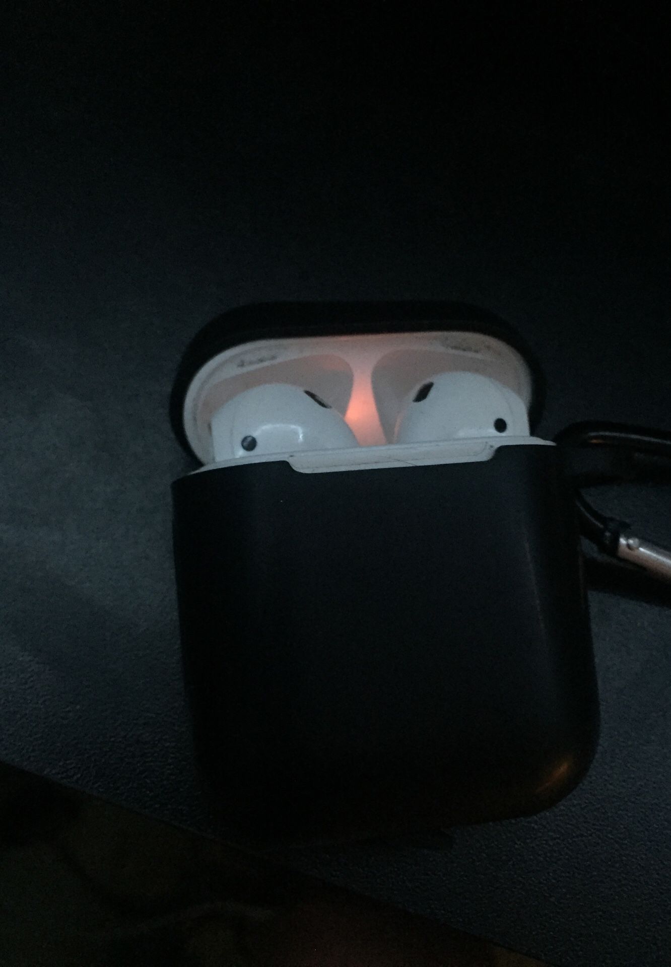 Apple Airpods gen 2 with case