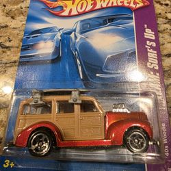 Hot Wheels 1940 Ford Woodie. New.