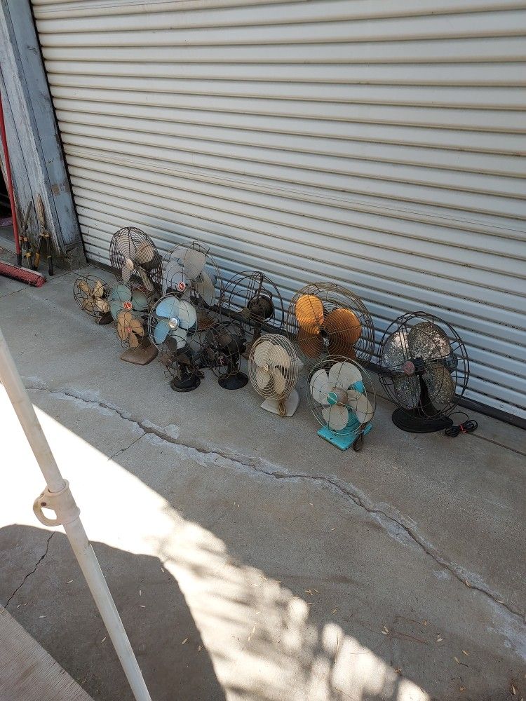 Lot Of 13 Antique/vintage Desk Fans All For One Price.