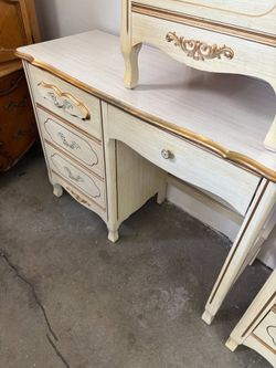2 piece Beautiful Vintage little girls desk and nightstand
