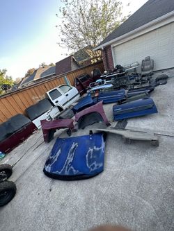 Chevy Gmc Parts (CHECK PICTURES)