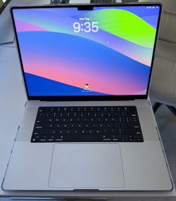 MacBook Pro 16” M4 Pro, Nano Texture Display – Like New