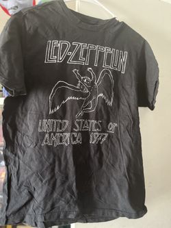 Led Zeppelin "United States of America 1977" graphic t-shirt