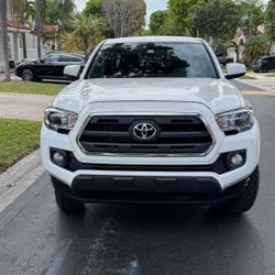 2017 Toyota Tacoma