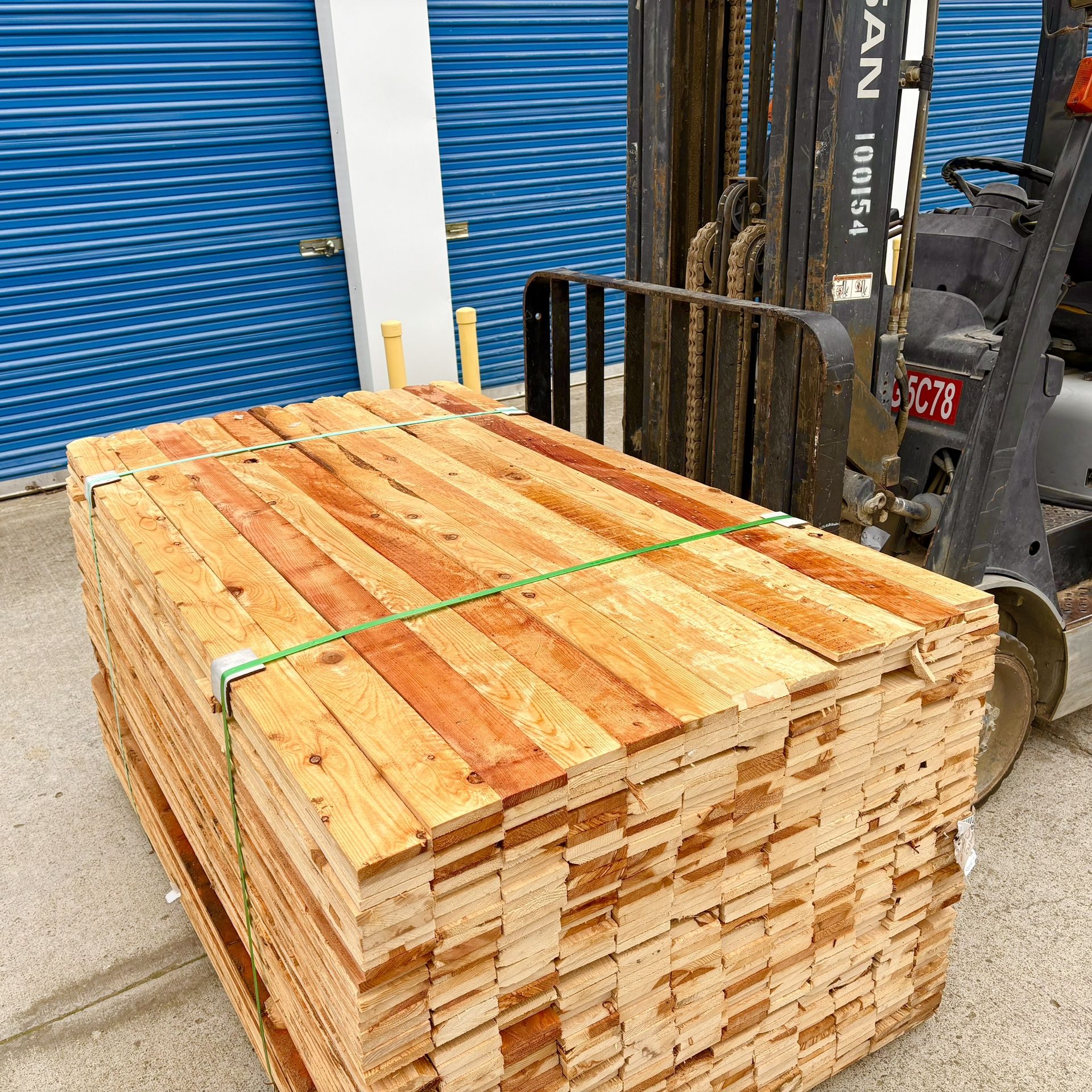 $0.99 Fence Pickets 1x4x6