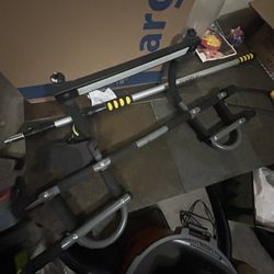 Pull Up Bar