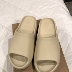 Yeezy Slides