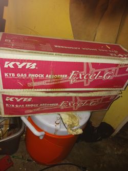 KYB GAS SHOCK ABSORBERS X2 $150 OBO