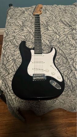 Buskers guitar