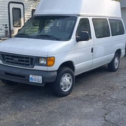 2003 Ford E-250