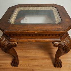 SOLID WOOD & GLASS END TABLE BY KLAUSSNER INTERNATIONAL 