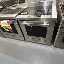 🔥 WOLF 30” INDUCTION RANGE – LUXURY KITCHEN DEAL! 🔥  Upgrade your kitchen with this top-of-the-line Wolf induction range, designed for performance, 