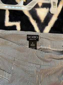 SOHO Apparel Ltd pants Size Medium