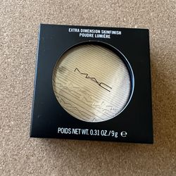 MAC Extra Dimension Skinfinish - Double Gleam. New in box. 