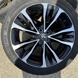 Toyota corolla rines 17’