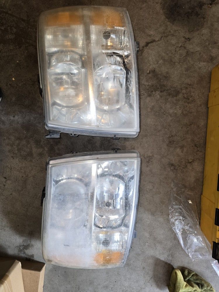 2007 And UP Silverado Front Headlights