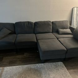 Sectional couch 