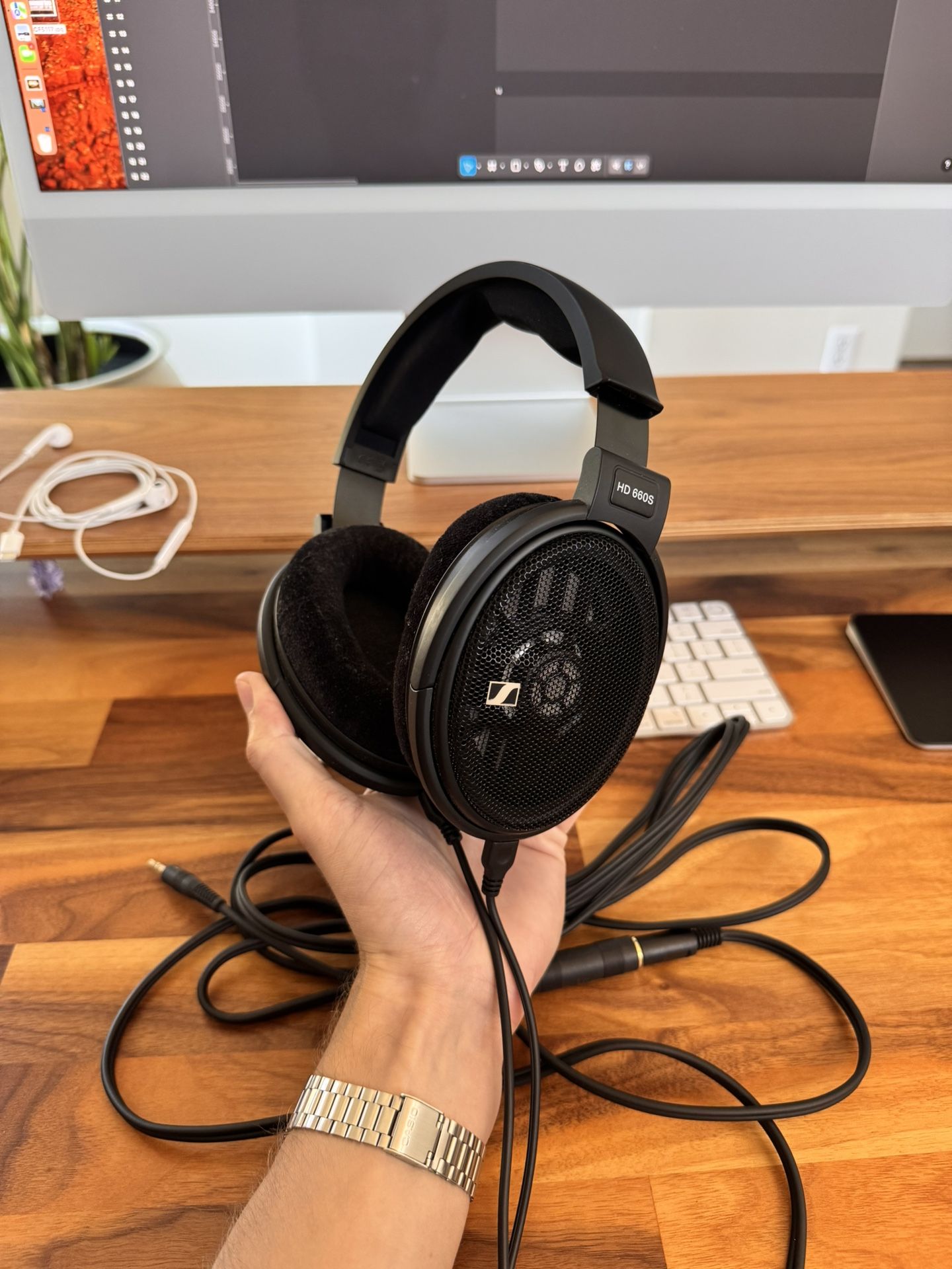 Sennheiser HD660S HiRes Audiophile Headphones