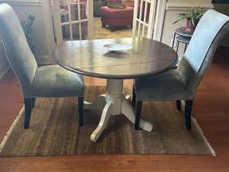 Breakfast  Area Set: Table, Chairs, Area Rug