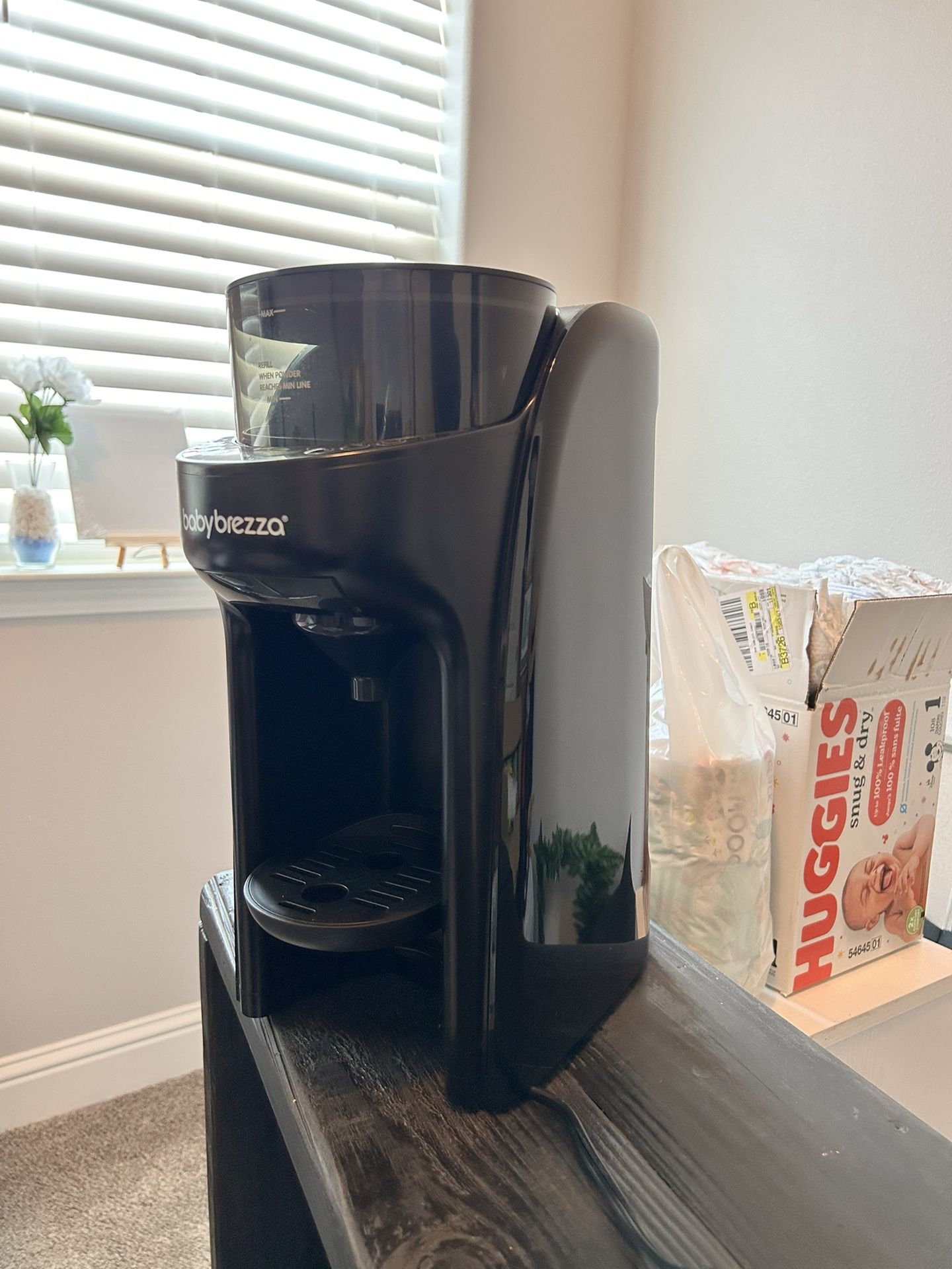 Baby Breeza Formula Dispenser