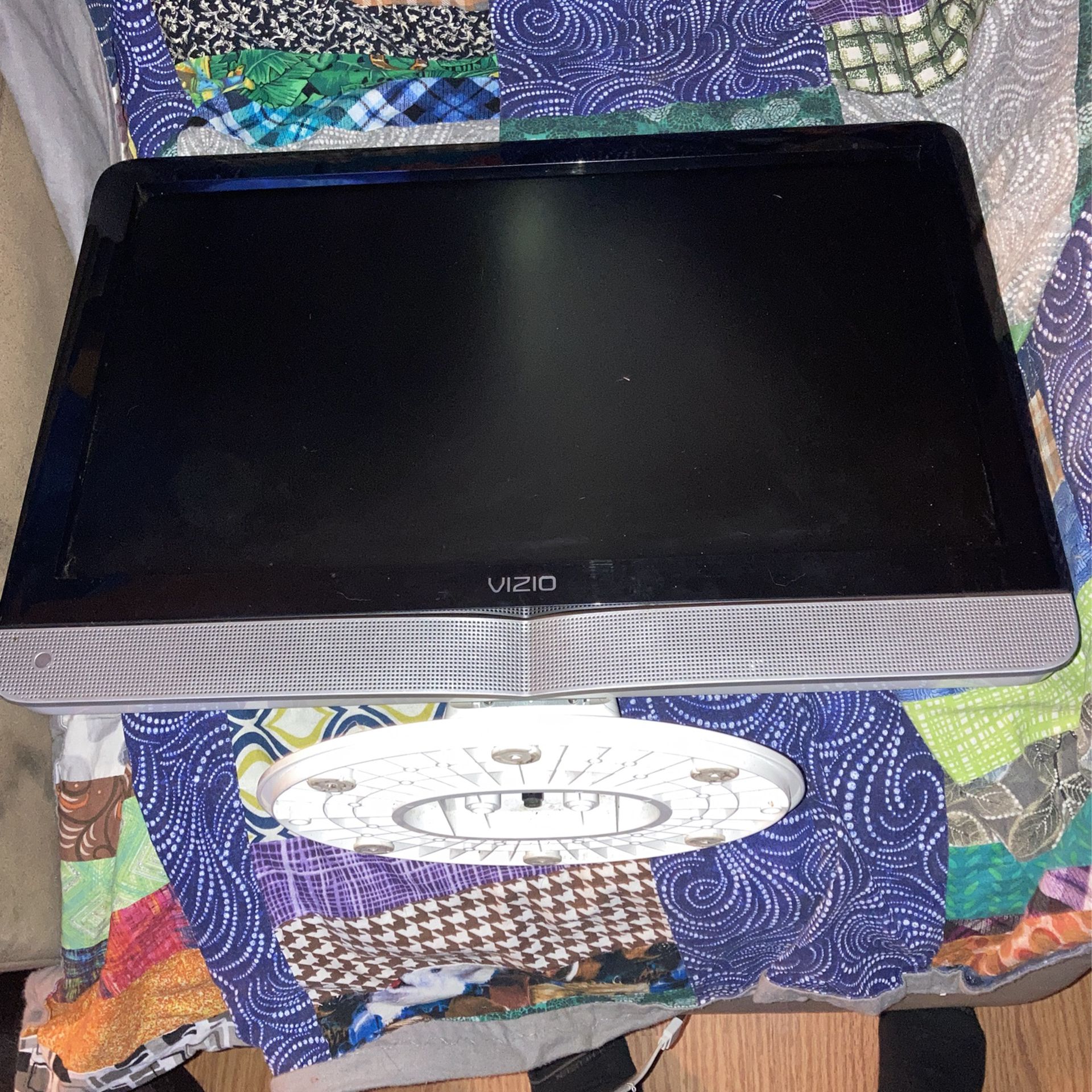 Vizio Monitor With Power Cord And Fully Functionable Please Buy Desperate 