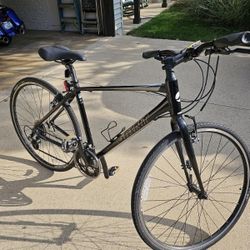 Giant Escape Hybrid Bike M