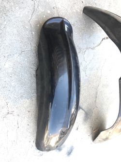 Plastic bobber fender