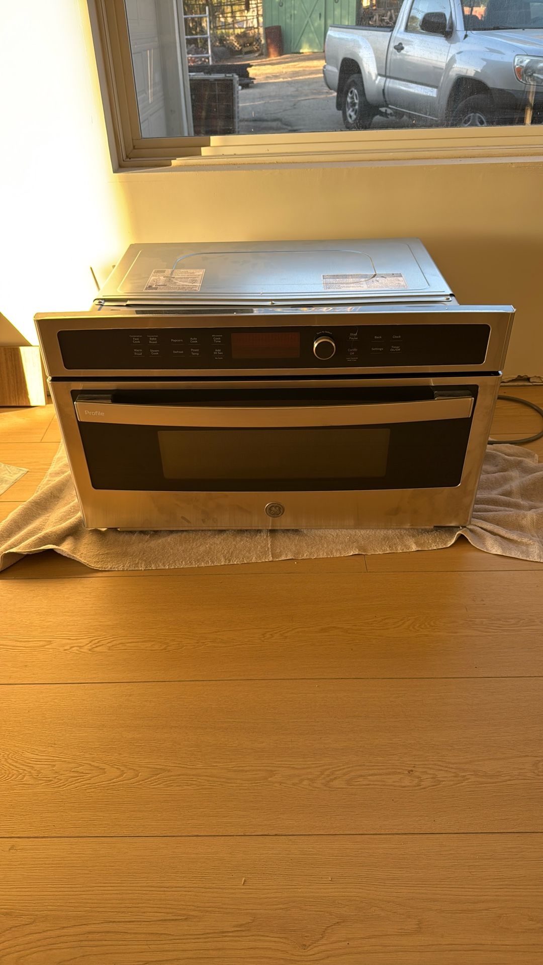 New Ge Appliance Microwave Convection Oven