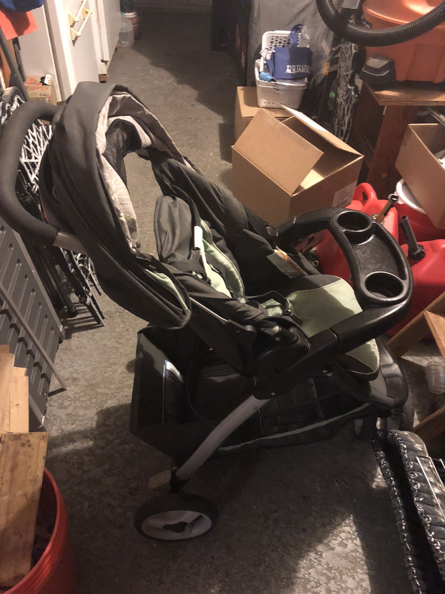Baby stroller with baby car seat level and car seat