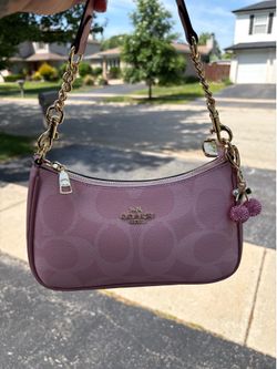 Pink coach new dupe