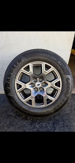 20" FORD F150 w- Goodyear Wrangler Territory HT tires