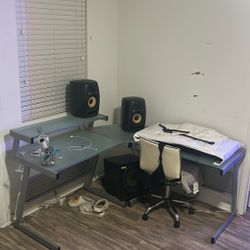 L Shaped Table Glass