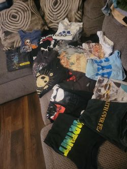 Graphic boy t-shirts size 10-12