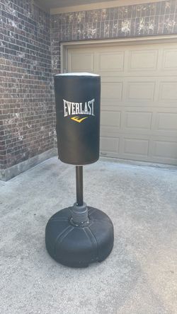 Everlast Freestanding Punching Bag
