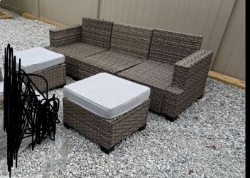 Patio set furniture