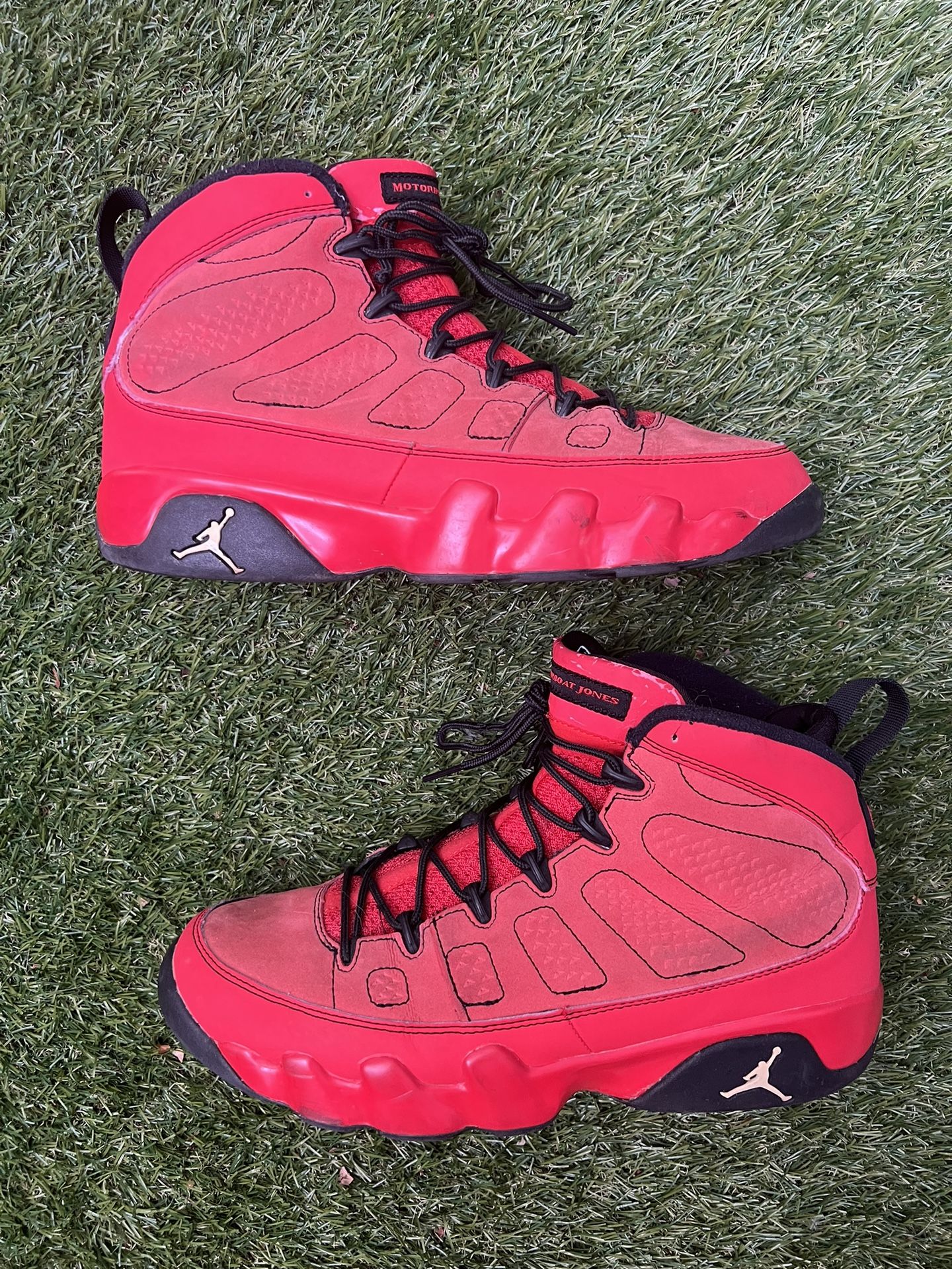 Air Jordan retro 9 Motorboat Jones