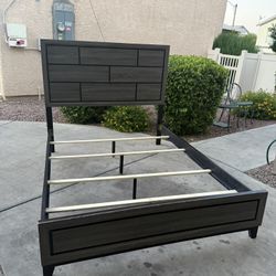 Queen Bed Frame 