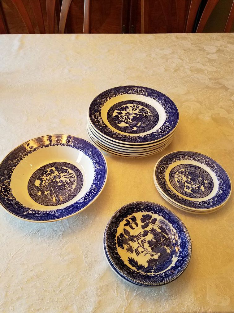 Willow Ware By Royal China misc pieces
