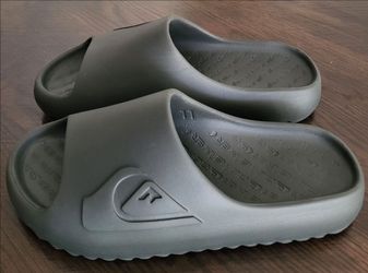 Quiksilver Slides Men's Size 11