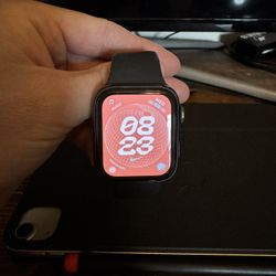 Apple Watch SE 44mm