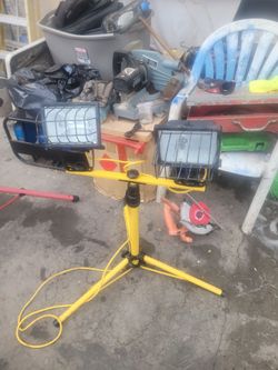 Dual halogen lights