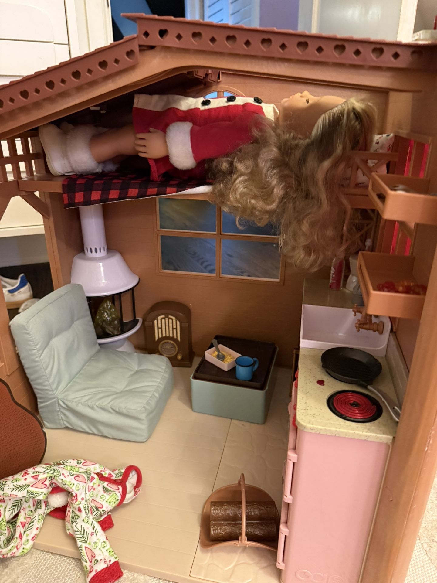 Our Generation/American Girl Doll Cozy Cabin With Doll