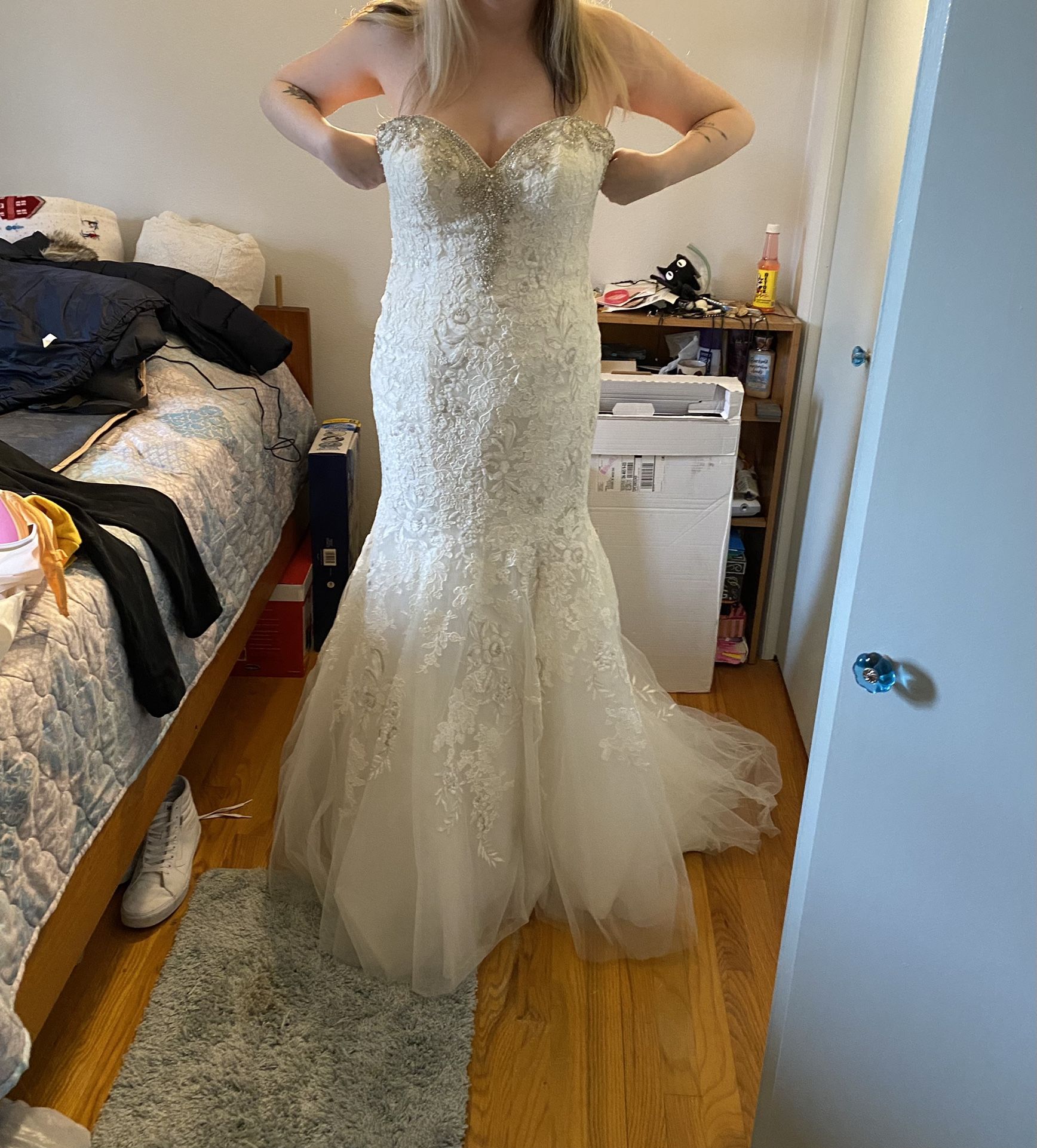 Wedding dress